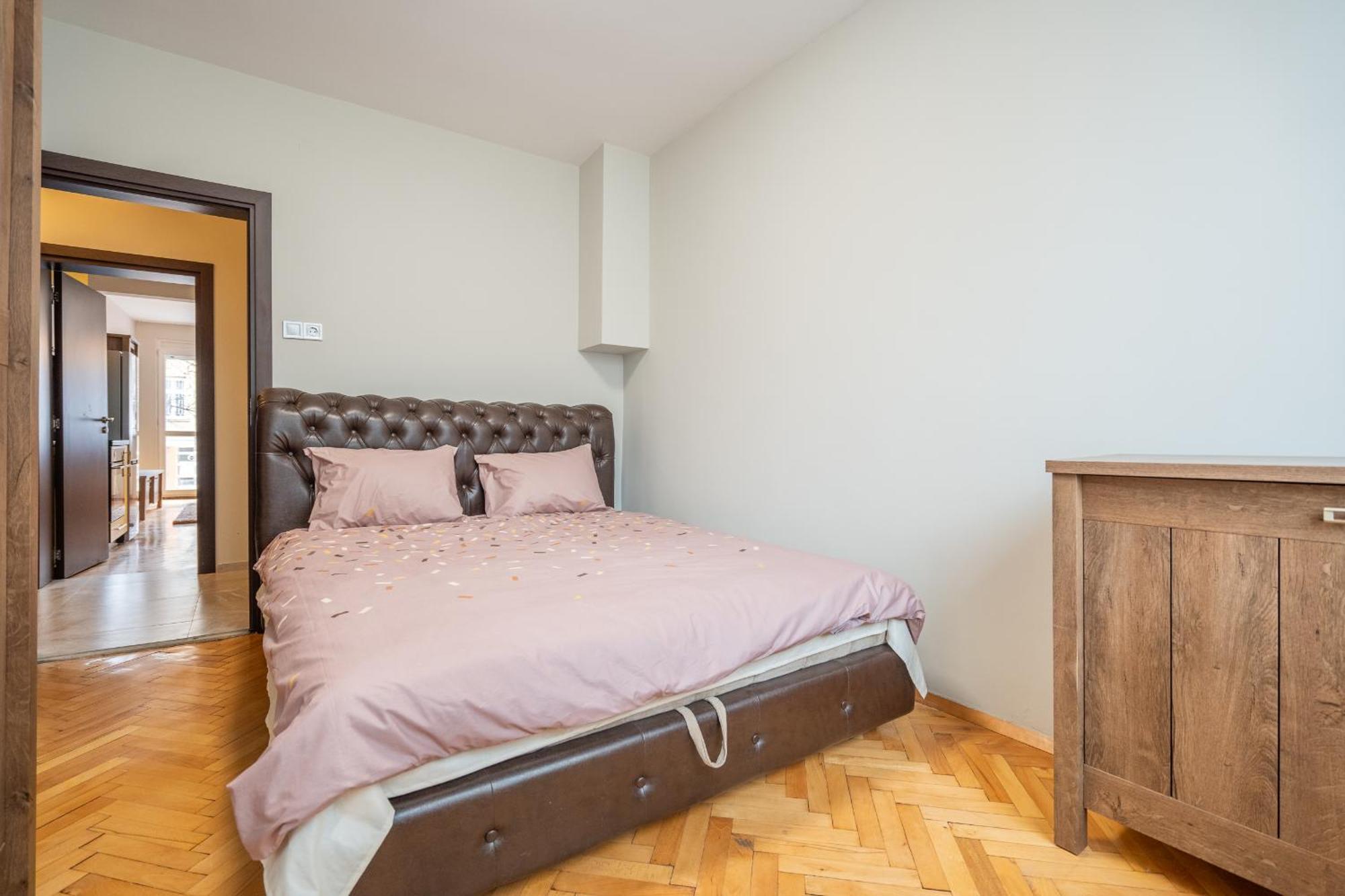 Pirotska 2-Bedroom 100M2 Apartment In Sofia Center Экстерьер фото