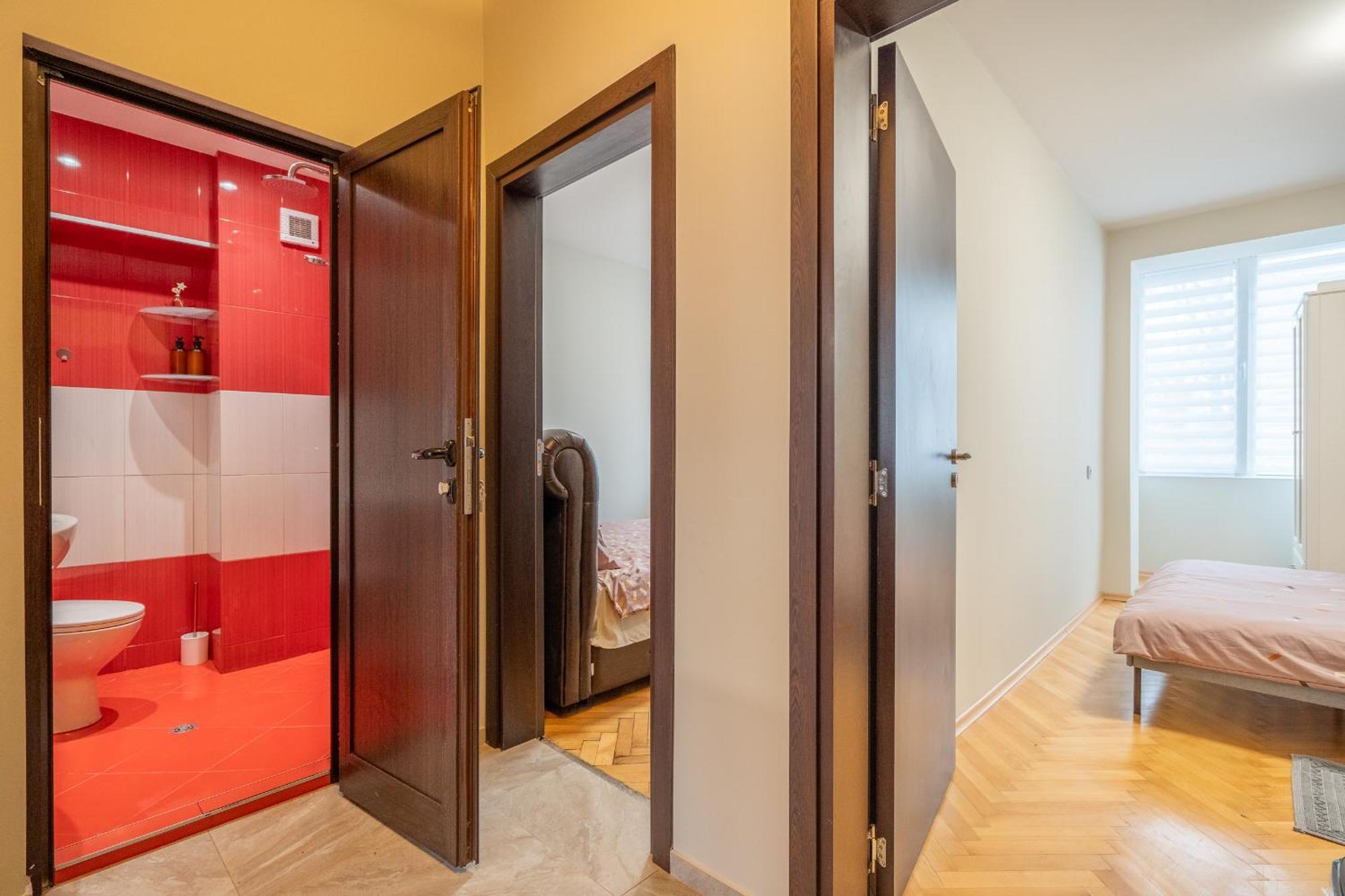 Pirotska 2-Bedroom 100M2 Apartment In Sofia Center Экстерьер фото